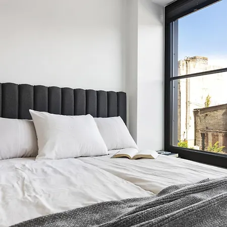 Stylish Volta Quarter With Ac