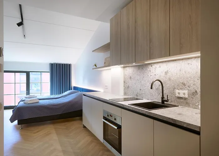 Stylish Volta Quarter With Ac Ταλίν