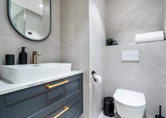 Stylish Volta Quarter With Ac Ταλίν