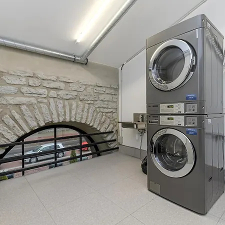 Stylish Volta Quarter With Ac Apartament *