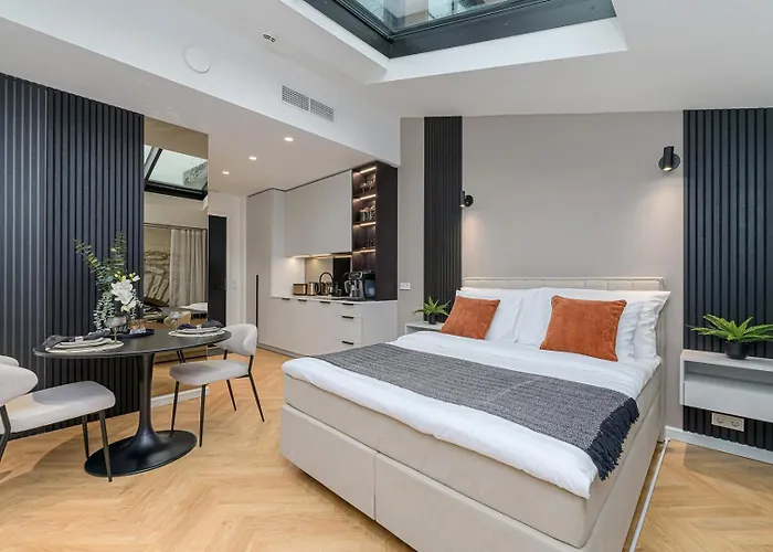 Stylish Volta Quarter With Ac Apartmán *