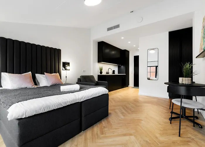 Stylish Volta Quarter With Ac Korter *